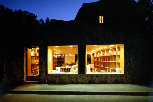 La libreria di Via Volta